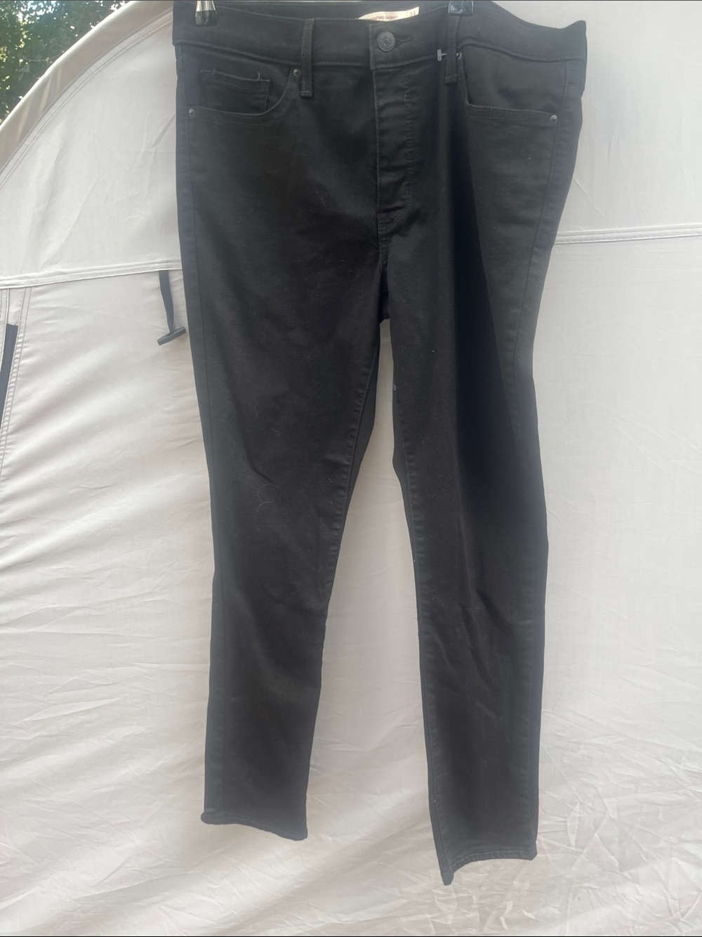 Levi's 311 Black Women's Shaping Skinny Jeans - Classic Slim Fit